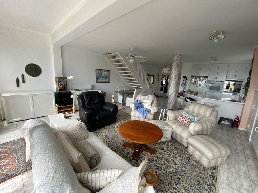 3 Bedroom Property for Sale in Green Point Western Cape